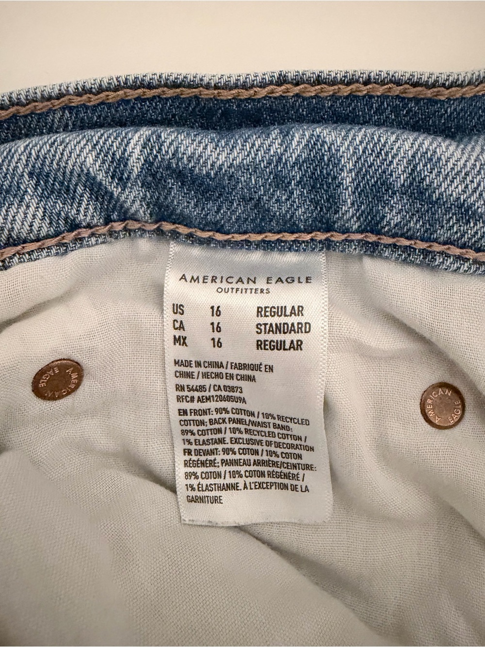 American Eagle Strigid Baggy Straight Jeans | Distressed High Rise Denim | 16 - Picture 14 of 14